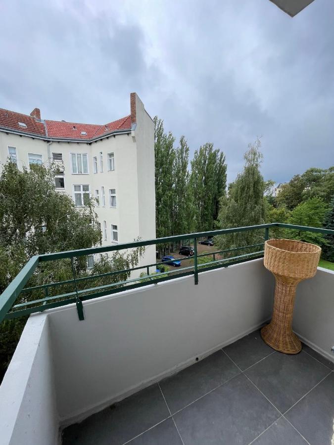 Bright: Flat With Balcony - Kitchen - Free Parking Daire Berlin Dış mekan fotoğraf